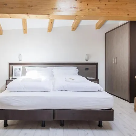 Aparthotel La Vigna 3*