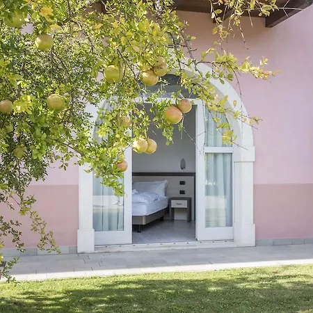 La Vigna Aparthotel 3*